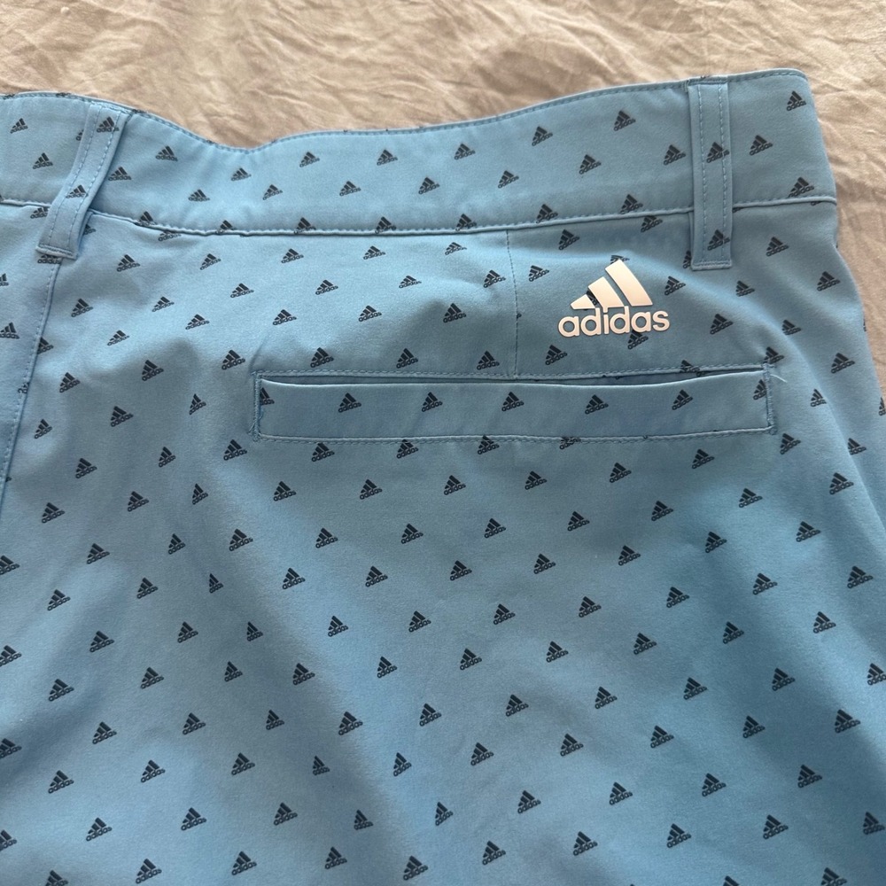 Adidas Golf Shorts Mens 38 Light Blue All Over Triangle Logo Print Performance - Picture 9 of 11